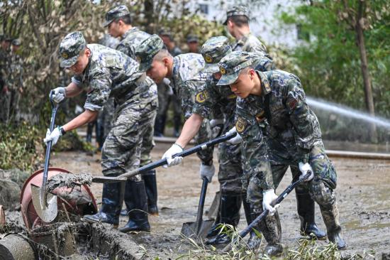 直击武警广西钦州支队反恐演练现场