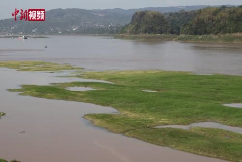 三峡库区重庆涪陵沿江秋景宜人